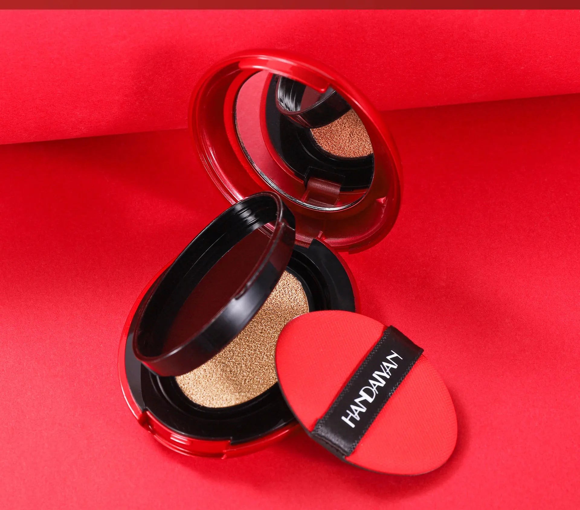 A lightweight Korean air-cushion foundation that hydrates, brightens, and controls oil—delivering smooth, natural coverage that lasts all day.